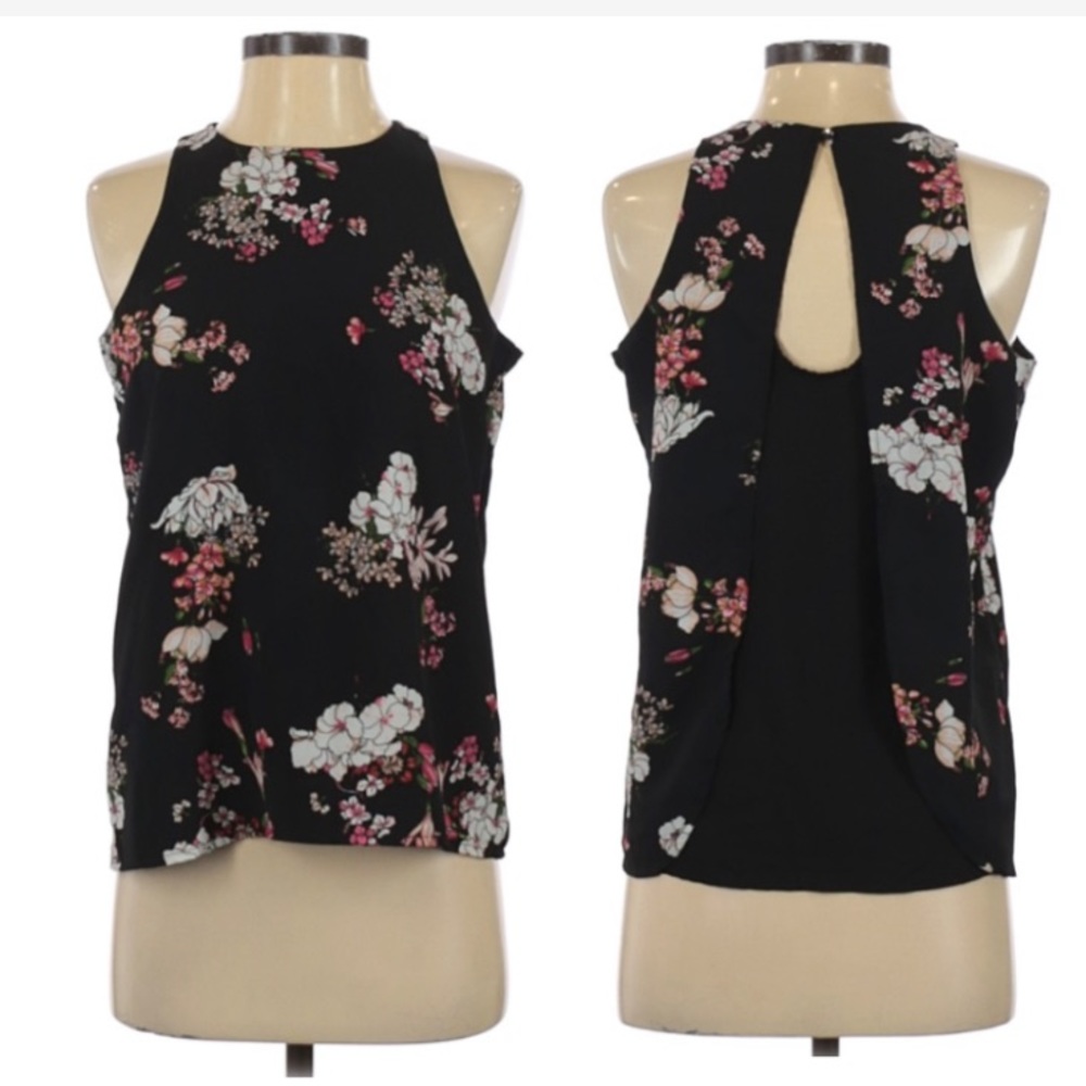 Trendyol Black Floral Top Size Small